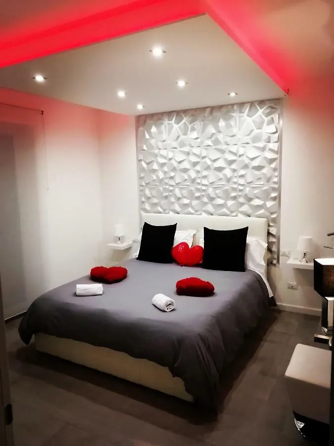 Diamond Suite Verona 0*,